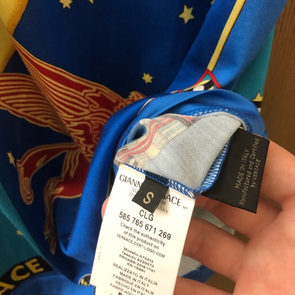 Limited edition Silk Versace horoscope T-shirt - Picture 7 of 13